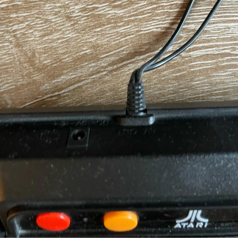 Flashback 4 Black Console with controls